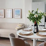 Apart Moderno Con Vista Al Mar, Piscina, Parking