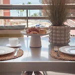 Apart Moderno Con Vista Al Mar, Piscina, Parking