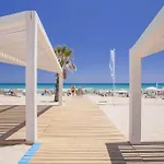 Apto Al Lado De La Playa, 1 Dormitorio, Parking