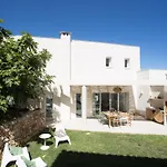Villa La Higuera
