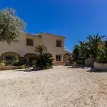 Ref 147) Villa Calpe 10 Persons