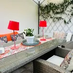 Luxury 2 Bedroom Self Catering Apartment