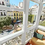 110M Kkara 3Br 2Ba Central Plaza Nueva View Apt