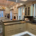 Villa Montroy