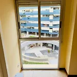 Habitacion En El Corazon De Alicante Con Vista Jardin