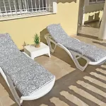 Gran Terraza, Piscina, Parking Y Aire Acondicionado