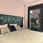 Royal Villa Private Pool And Sauna