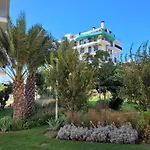 Townhouse With Jacuzzi, Sauna, Beach And Barbeque