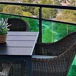 Diora Vila Park Apartment