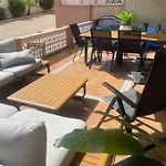 Apartamento A 100 M De La Playa , Todo Nuevo