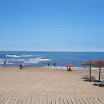 Frente Al Mar
