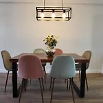 La Casita: Bajo Reformado Con Salida A Jardin