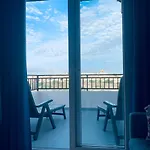 Sunny Apartment With 2 Terraces