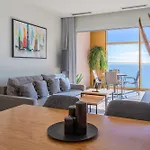Intempo By Holuxe -184- 18Th Floor