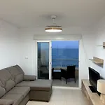 Precioso Apartamento En Primera Linea.