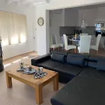 Ferienhaus Mit Privatpool Fuer 8 Personen Ca 165 Qm In Calp, Valencia Costa Blanca