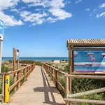 Awesome Apartment In Los Arenales Del Sol