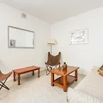 Amazing Apartment In Cautivador With Kitchen