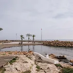 Nice Apartment On The Beach And City Centre