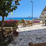Parralue Sea View Apartments