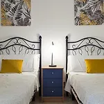 Coblanca Sea & Sky Apartment