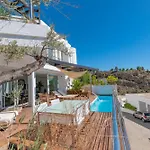 Alteart Holiday Home