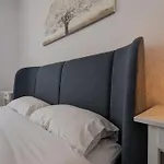 Entrenaranjos Sea View Apartment