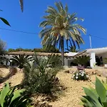 Authentic Hacienda Near The Sea