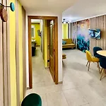 Arte Apartamento Dos Colores