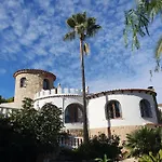 Villa Leones - Privacy - By Holiday Rentals Villamar