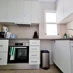 Elegant Apartment In An Excellent Area