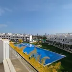 Sunny Hills Paradise Gateway