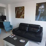 Fabulous Seafront Apartment For 25 People