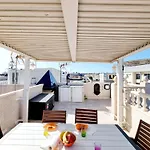 Charming Holiday Apartment In Torrevieja