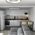 Luxe Appartement Met Tuin