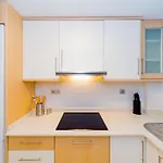 Шикарная Квартира На Первой Линии -Luxury Apartment On The First Line Sea