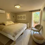 Casa Del Rebaldi, Oase Van Rust
