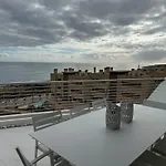 Atico De Lujo Primera Linea Al Mar