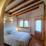 Villa Marian, Very Private Not Overlooked