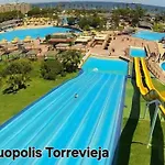 Costa De Verano Apartment With Swimming Pool In The Center Of Torrevieja