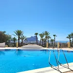 Casa Sunrise - Costa Blanca House With Rooftop, Swimming Pools And Panoramic Sea And Calpe Views