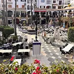 Sunshine Apartment In The Heart Of Villamartin