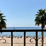 Encantador Apartamento En Primera Linea De Playa