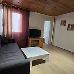 Spanish Style Flat Close To Center