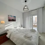 Cozy Apartment On The Beach Of Calpe