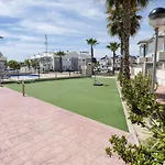 Oasis Holiday House