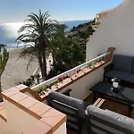 Terraced House By The Beach