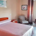 Spacious Apartment With Balcony Guardamar Del Segura 100 M²