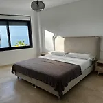 Chalet With Sea View 15 Min From Alicante