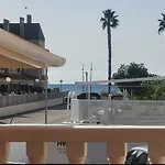 Adosado Con Piscina Al Lado De La Playa